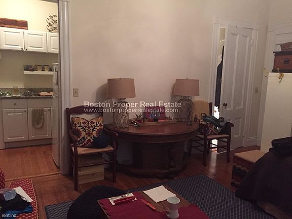 31 Gloucester #2R Boston - Back Bay Unit Photo 7