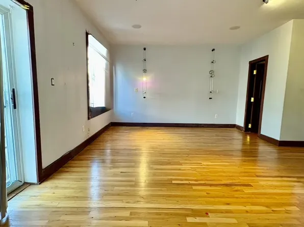 2257 65th Street image 6 of 7