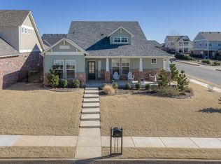 1800 Plaza District Dr, Edmond, OK 73034