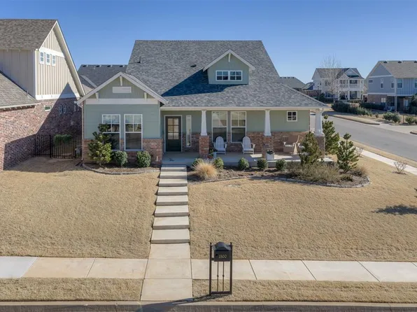 1800 Plaza District Dr, Edmond, OK 73034