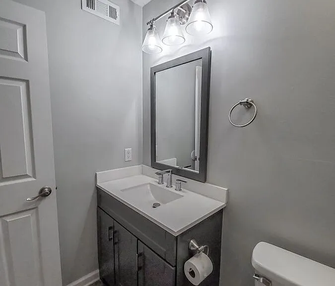 884 S Spring Rd — Photo 9