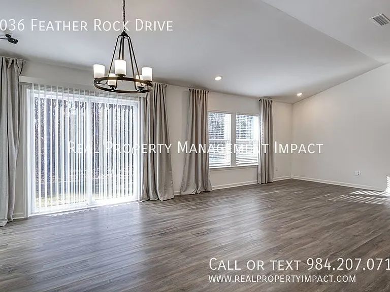 2036 Feather Rock Dr — Photo 18