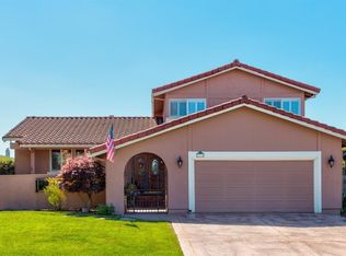 332 Sarah Way, Petaluma, CA 94954