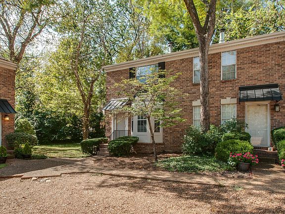 2nd image of 2823 Hazelwood Dr