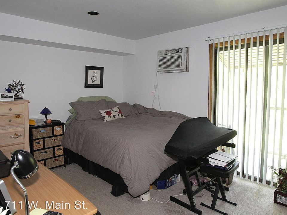 2nd image of 711 W Main St #6727616