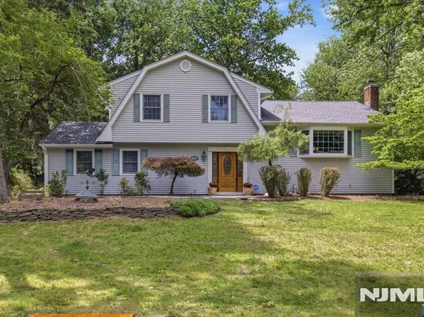 507 Terhune Terrace, Wyckoff, NJ 07481