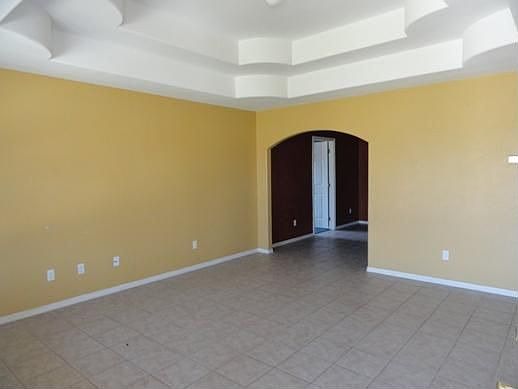 3rd image of 503 W La Quinta Dr
