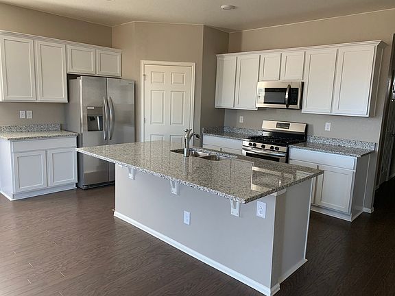 2nd image of 925 Camberly Dr