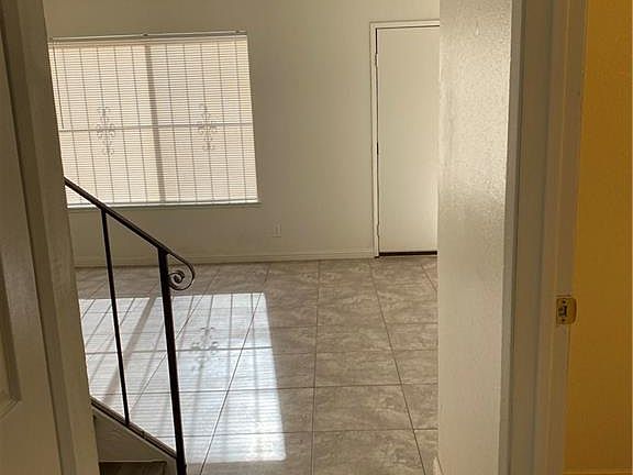 5th image of 3911 Hartford Pl