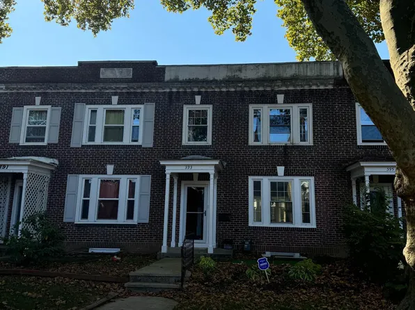 393 Sunset Rd, West Reading, PA 19611