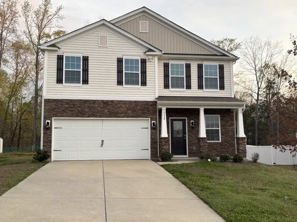 10422 Bradstreet Commons Way, Charlotte, NC 28215