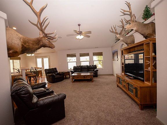 3rd image of 1091 Wildwood Dr