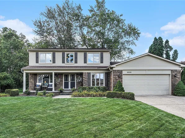 16155 Winchester Dr, Northville, MI 48168