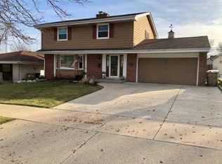 4815 69th St, Kenosha, WI 53142