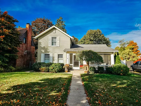 90 S Howell St, Hillsdale, MI 49242