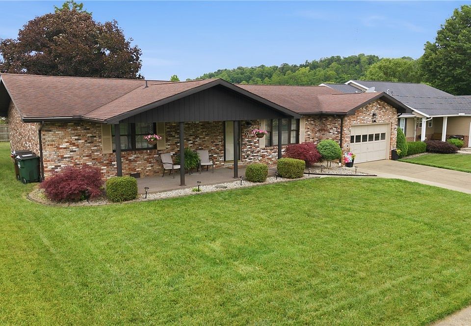 1st image of 805 Ashberry Dr