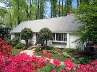 118 Woodstock Dr, Charlottesville, VA 22901