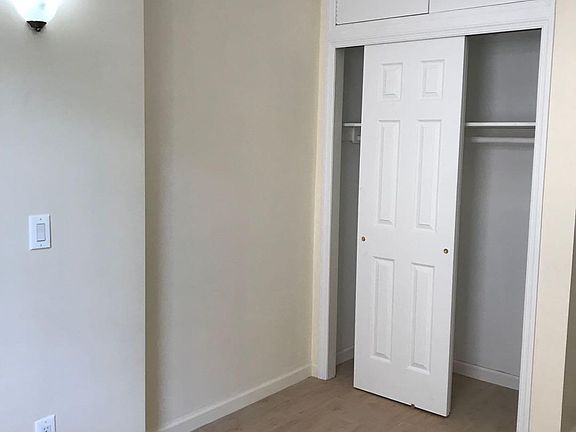 5th image of 4606 Fort Hamilton Pkwy