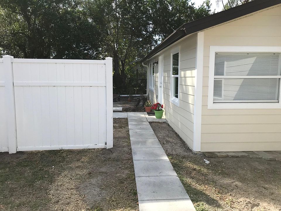 1st image of 1363 Hibiscus St