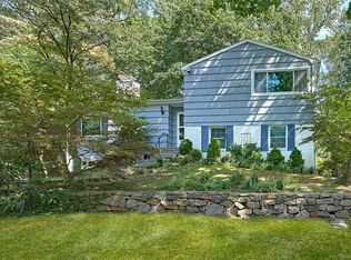 415 Pinebrook Blvd, New Rochelle, NY 10804