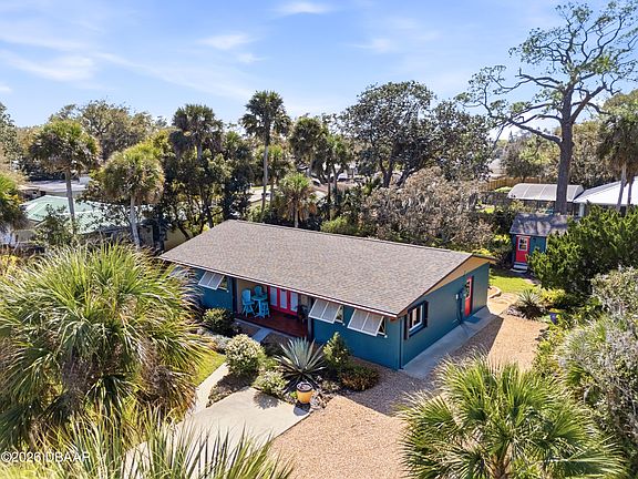 3rd image of 1104 S Riverside Dr