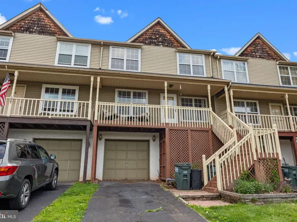 75 Mulberry Dr, Holland, PA 18966