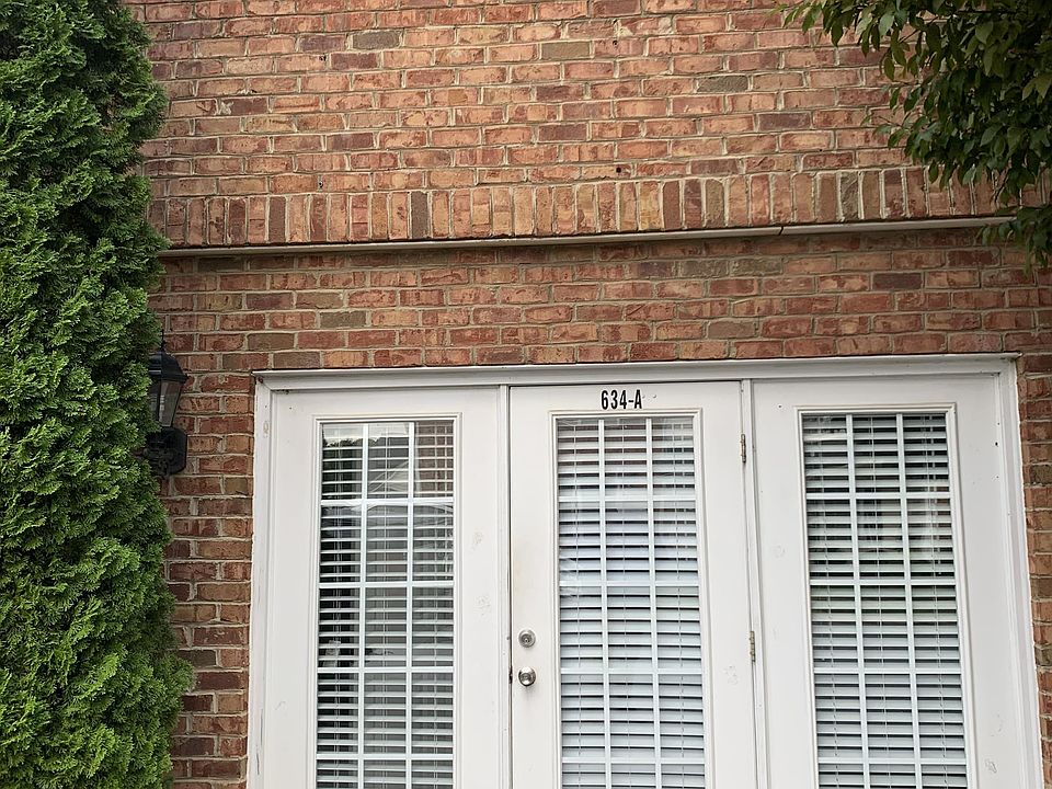 1st image of 634 Wyndhurst Dr Ste A