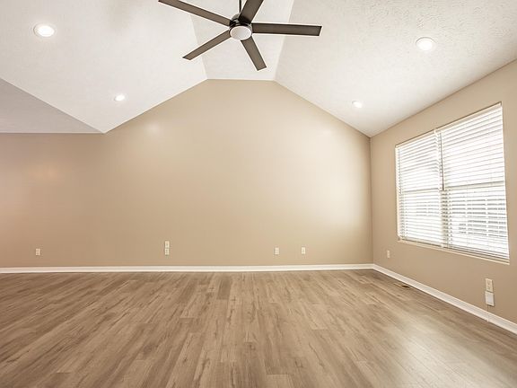 3rd image of 2321 E Lee Street