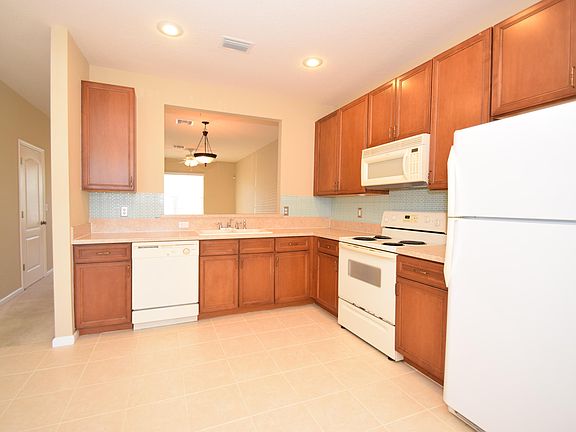 4th image of 62 Bounty Ln
