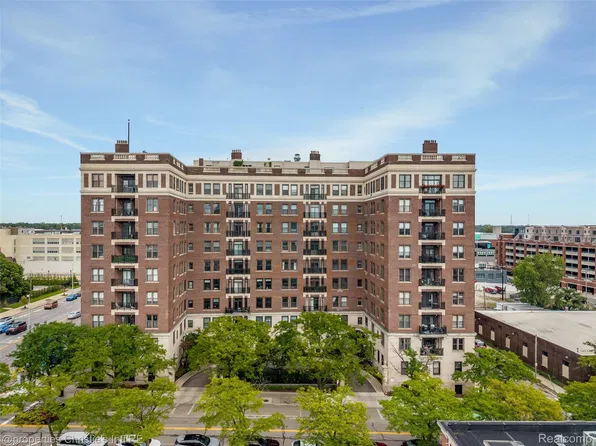 2900 E Jefferson Ave #901D, Detroit, MI 48207