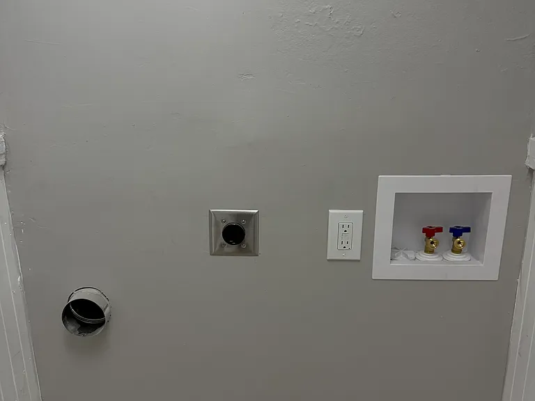4 Irene St #2 — Photo 18