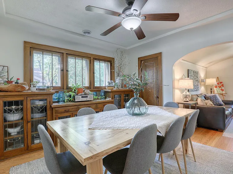 2078 Ludington Ave #UPPER — Photo 5