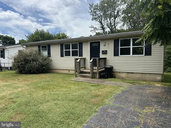 1917 Howard Ave, Fredericksburg, VA 22401