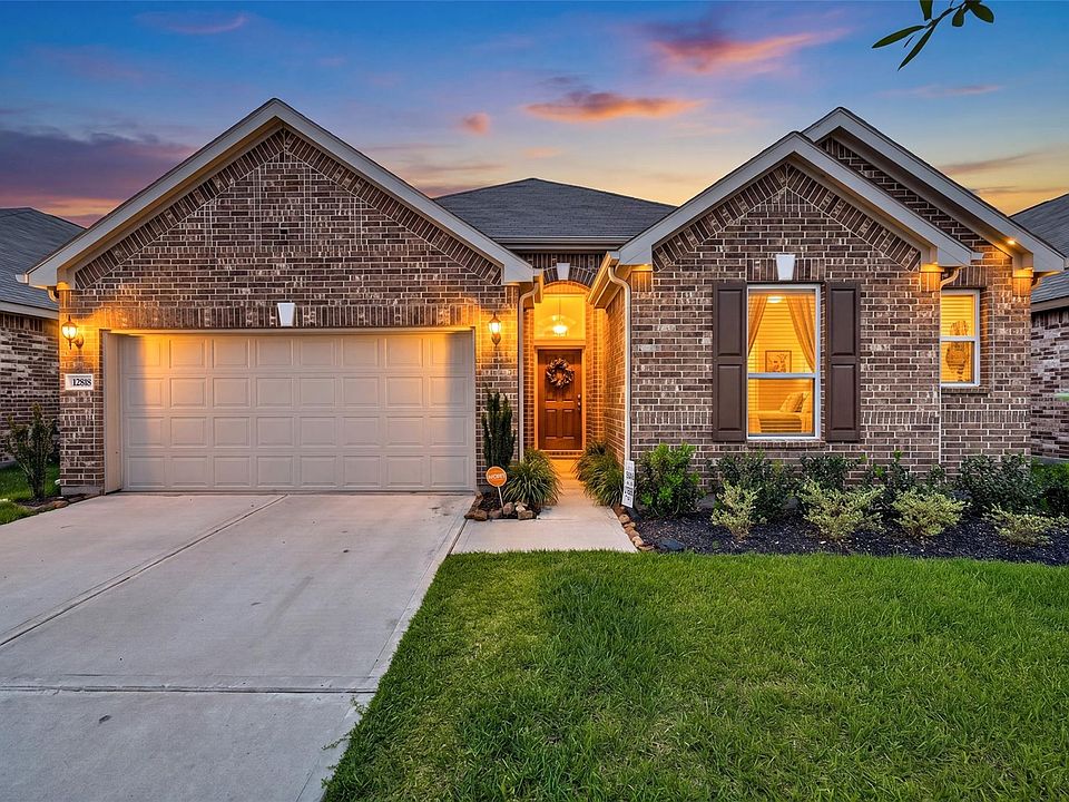 1st image of 12818 Mossy Knoll Dr