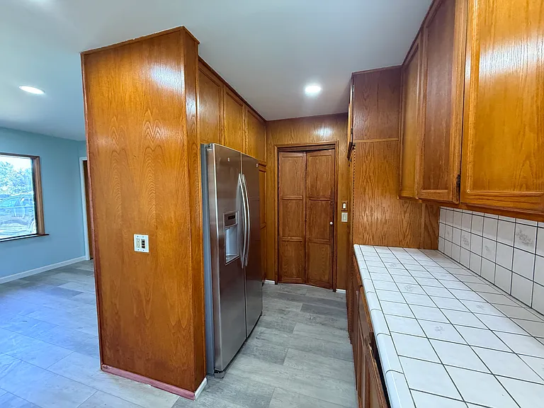 17530 Chestnut St — Photo 7