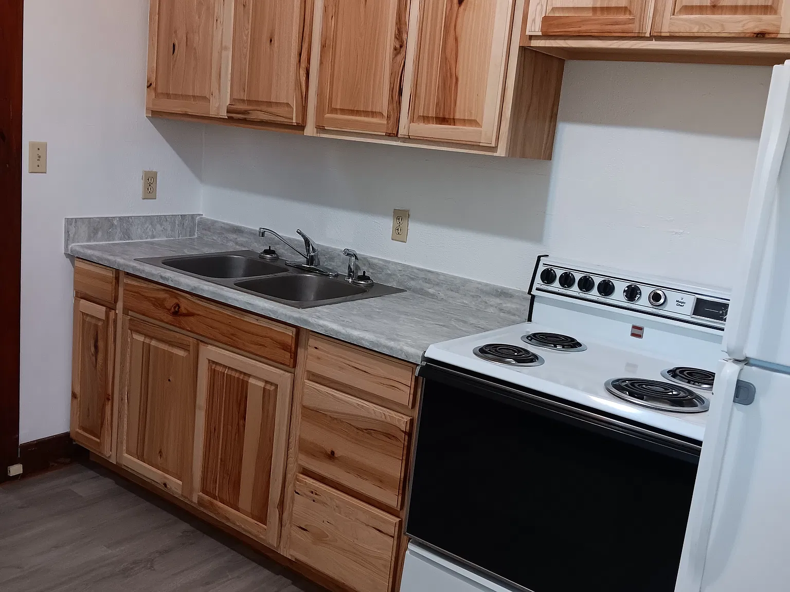 1 bed, 450 sqft, $950 — Photo 2