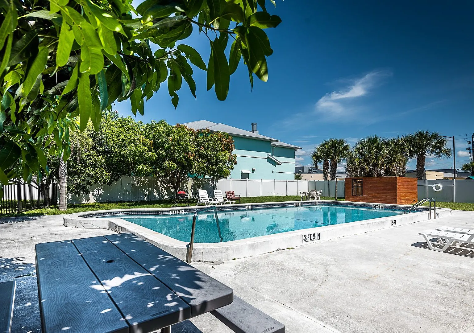 Studio Apartment In Charlotte Harbor. Central Location- — Photo 1