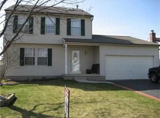 4209 Rockledge St, Grove City, OH 43123