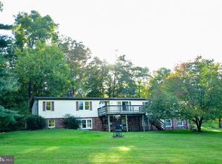 4608 London Bridge Rd, Sykesville, MD 21784