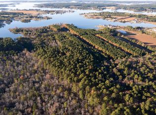 Gregory Rd, Cambridge, MD 21613