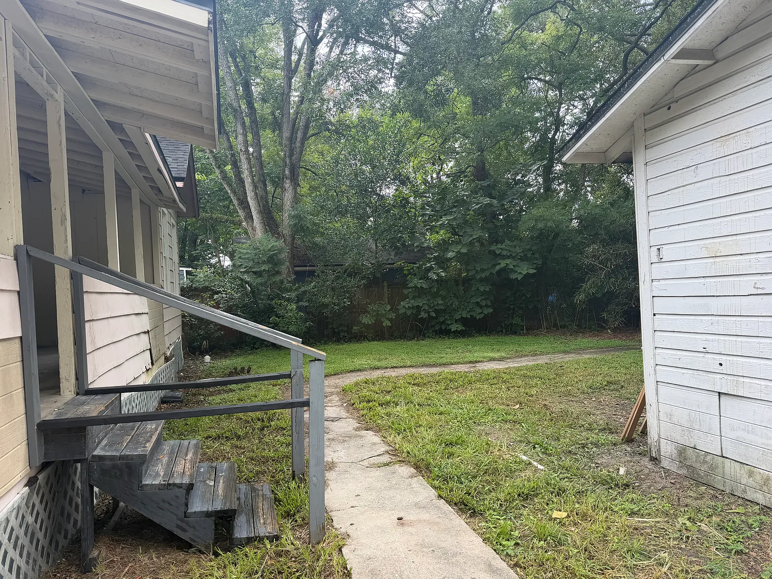 3 bed, 1302 sqft, $1,500 — Photo 3