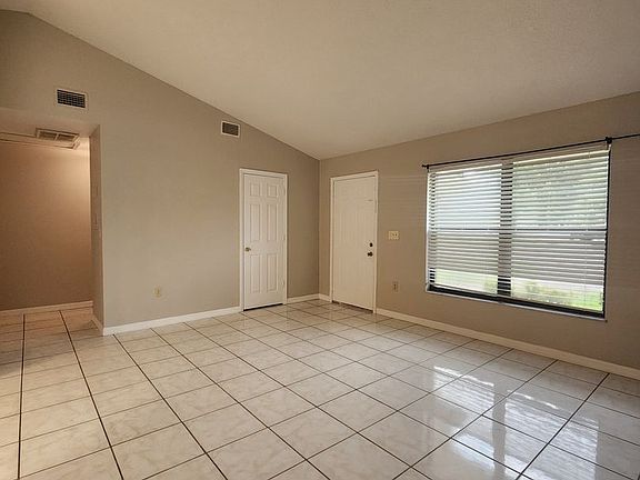3rd image of 779 Lucaya Dr
