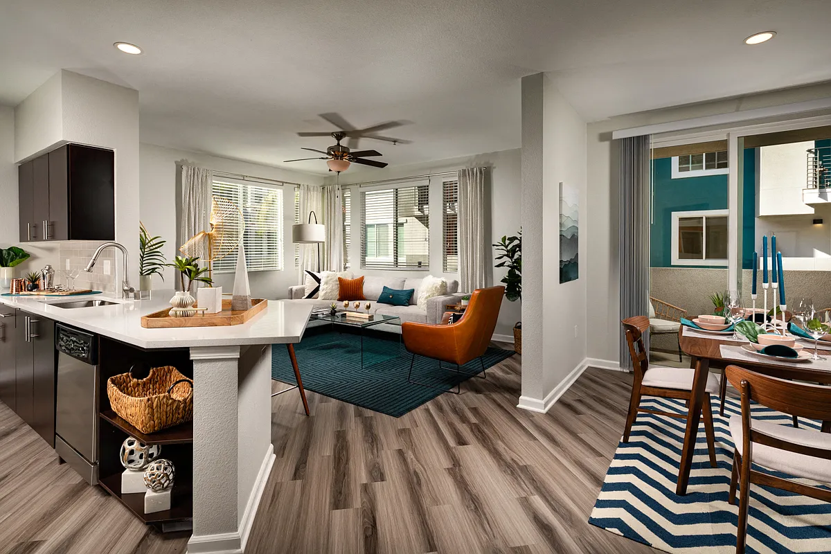 The District Apartments — Photo 4