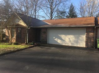 1217 Karina Cir, Maryville, TN 37804