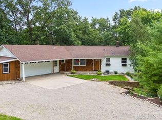 4254 Knapp Ct NE, Grand Rapids, MI