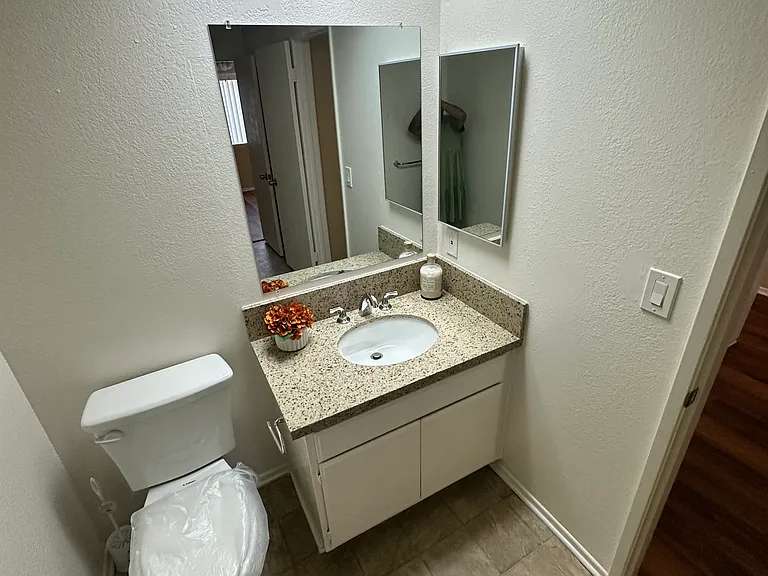 2nd Bedroom Bathroom