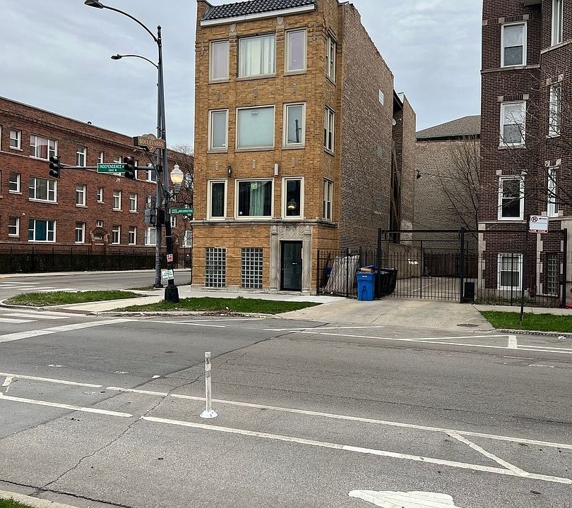 1st image of 801 S Independence Blvd Unit 3