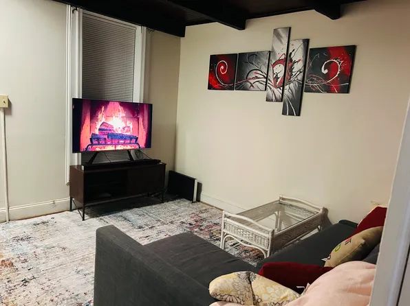 107 N Port St, Baltimore, MD 21224