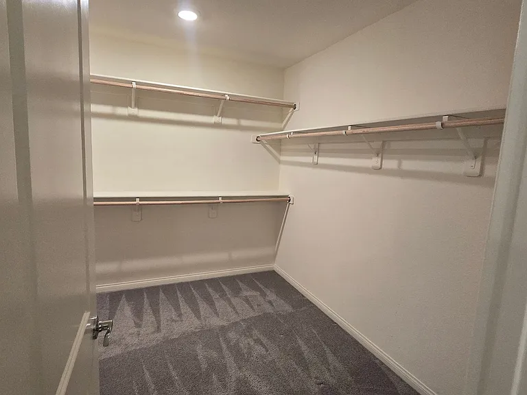 7647 Duran Harbor Ln — Photo 48