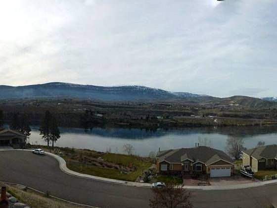1st image of 2850 Blue Heron Ln